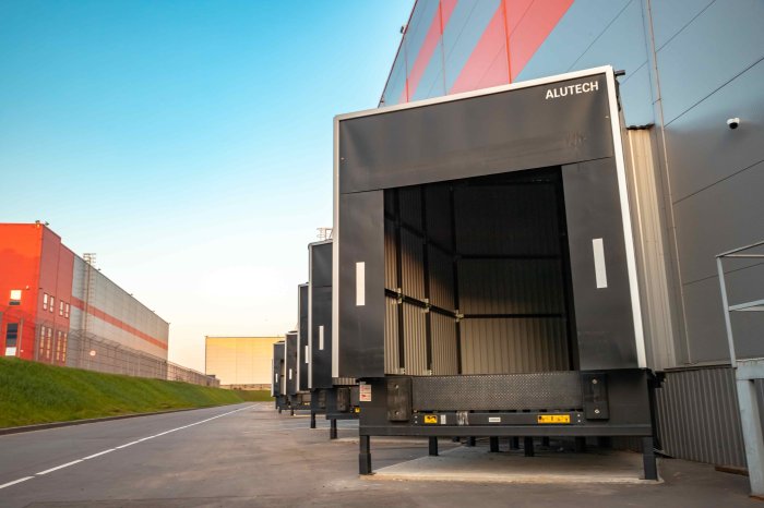 Как увеличить скорость и безопасность погрузки на складе: решения для бизнеса